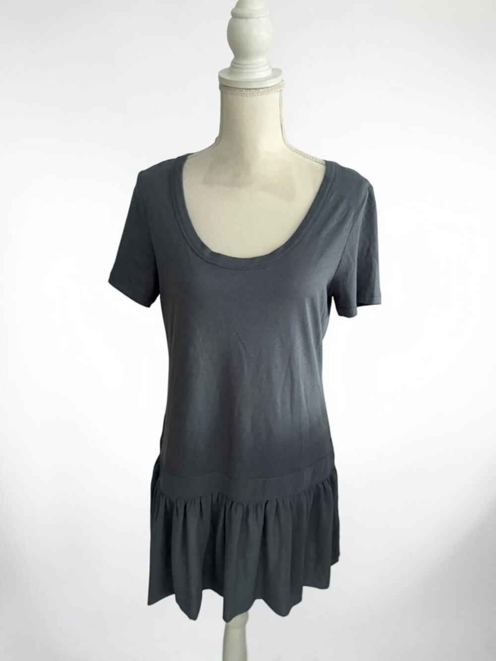 LOGO LORI GOLDSTEIN Gray Tunic Basic Top Size Small